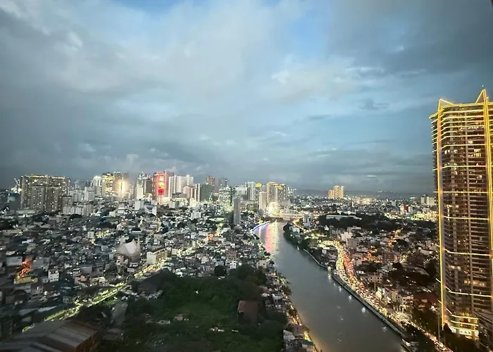 Modern In Makati With Stylish Escape Apartment Manila