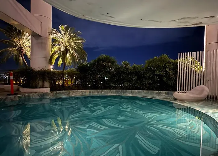 Modern In Makati With Stylish Escape Apartment *